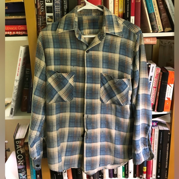 Vintage Men’s Flannel Shirt - Picture 2 of 4
